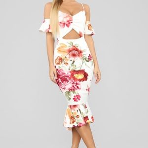 Beautiful Floral MIDI Dress